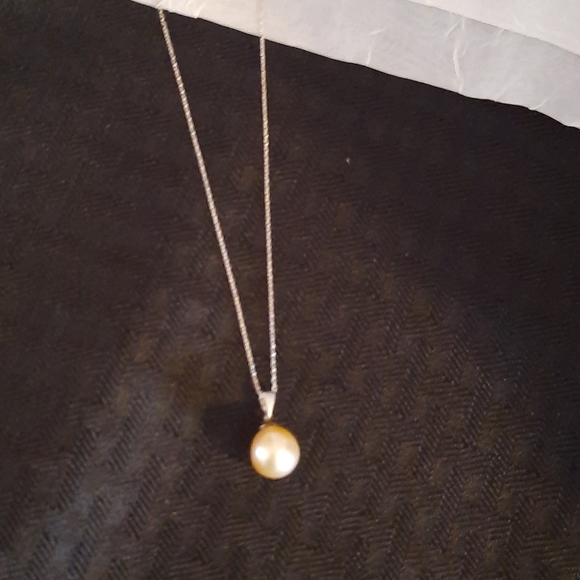 Pearl pendant necklace nwt - Picture 3 of 7